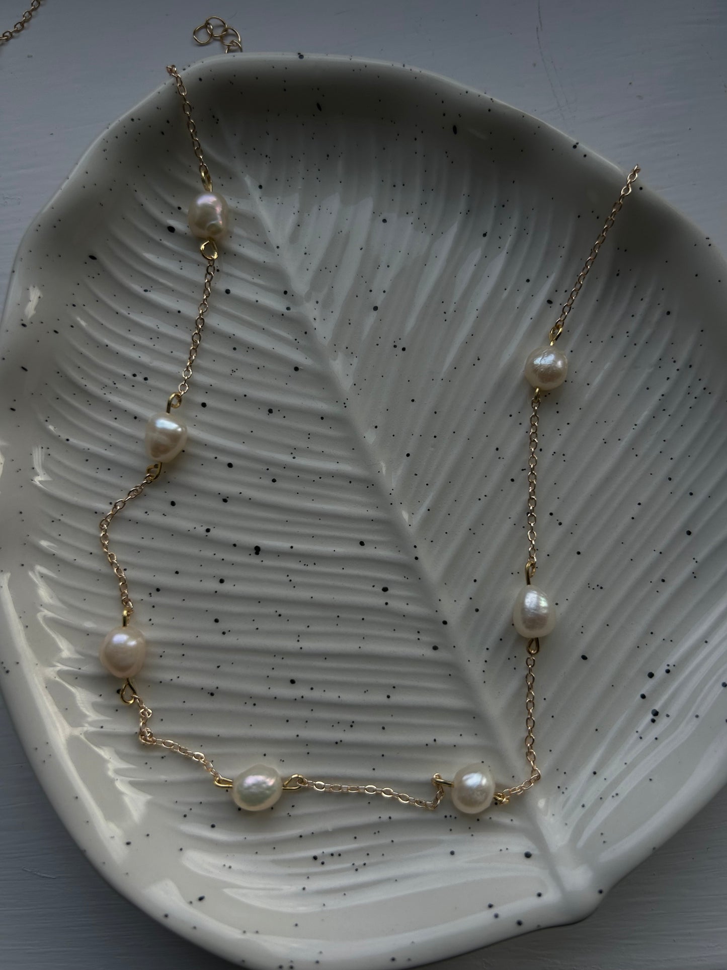 chained freshwater pearl necklace