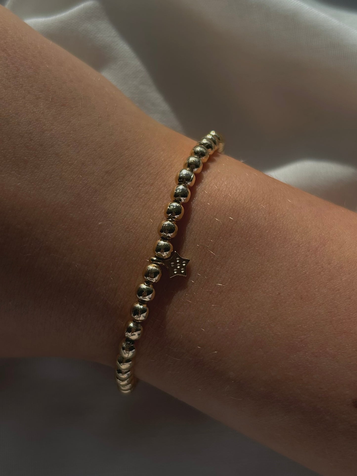gold basics: star charm ⭐️