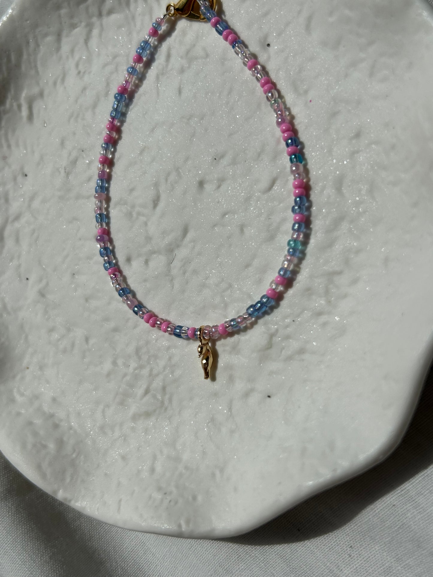 .pink and purple seahorse bracelet🎀🪻