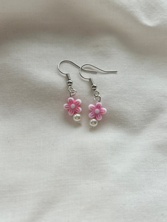 spring💐pearl and flower earrings