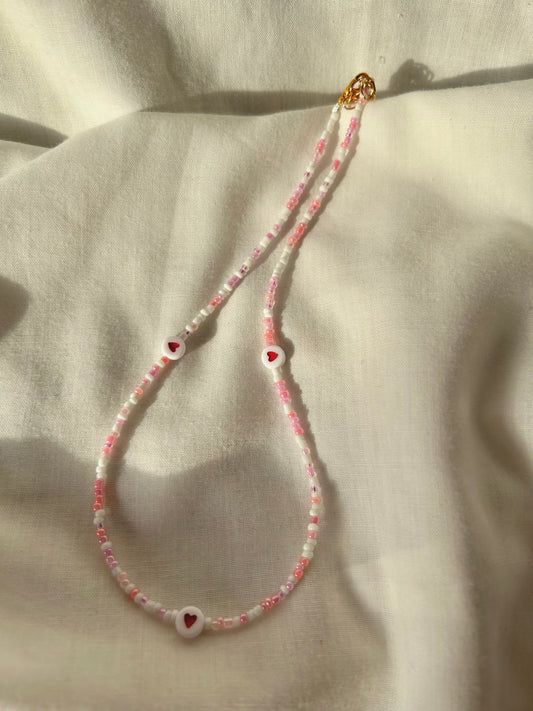 lovers💌pink and white necklace with heart charms