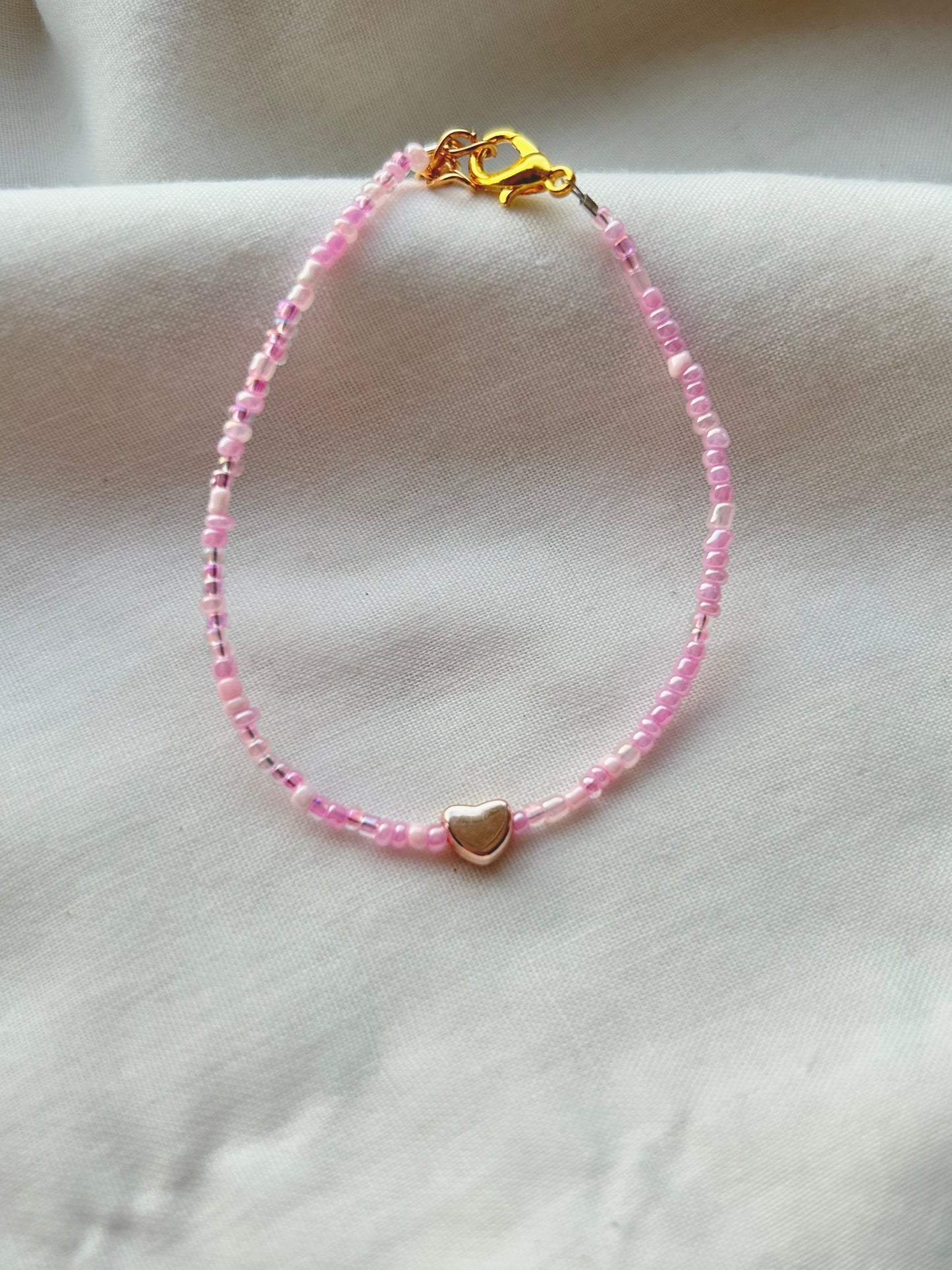 lovers💌 pink bracelet with rose gold heart charm