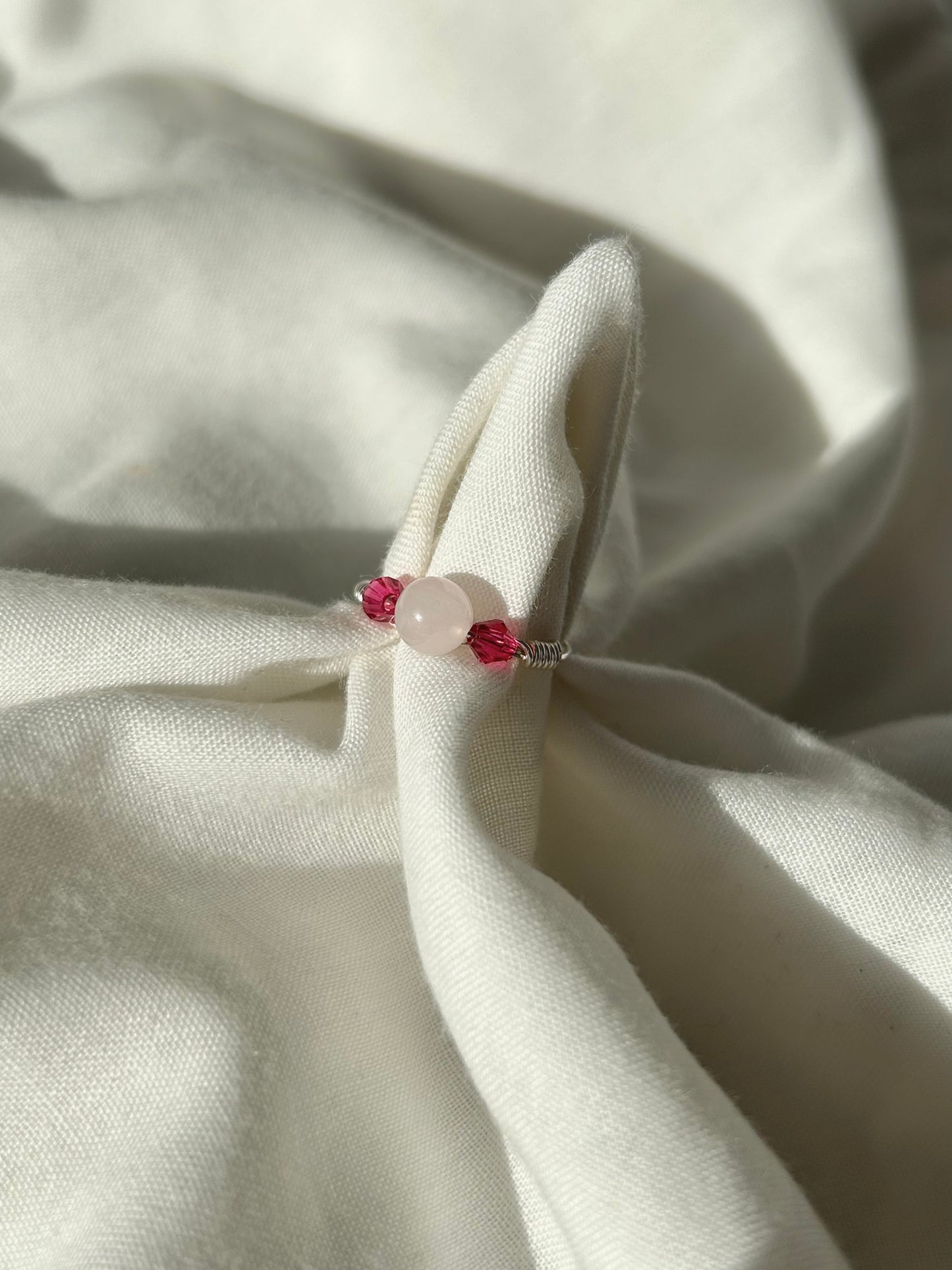 Pink and red crystal silver ring