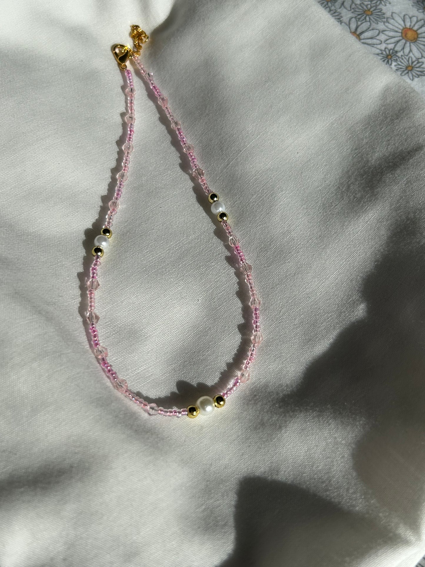 spring💐 pink and Pearl necklace